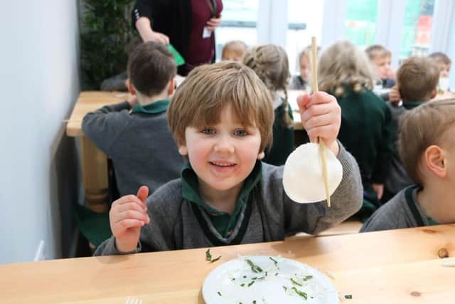 Harry Greenhouse (aged four) with an alternative chopstick method
