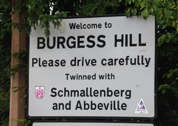 Burgess Hill SUS-150625-132000001