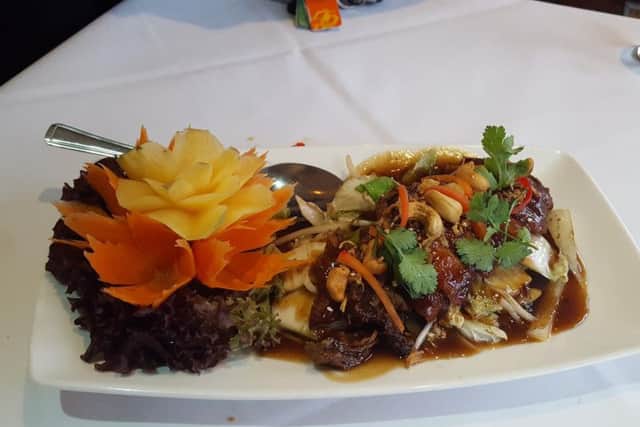 Ped paradise (duck with tamarind sauce)