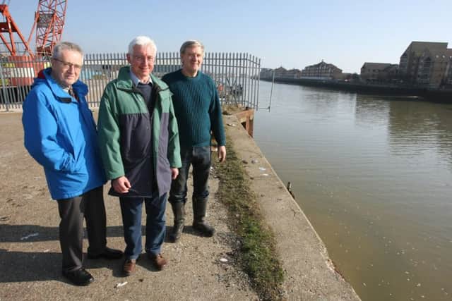 Shoreham Slipways Group members at Humphrey's Gap