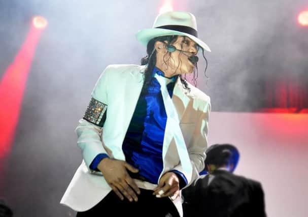 Navi performs as Michael Jackson
