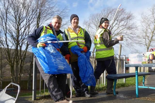 The Great British Spring Clean in Brighton and Hove SUS-170703-103222001