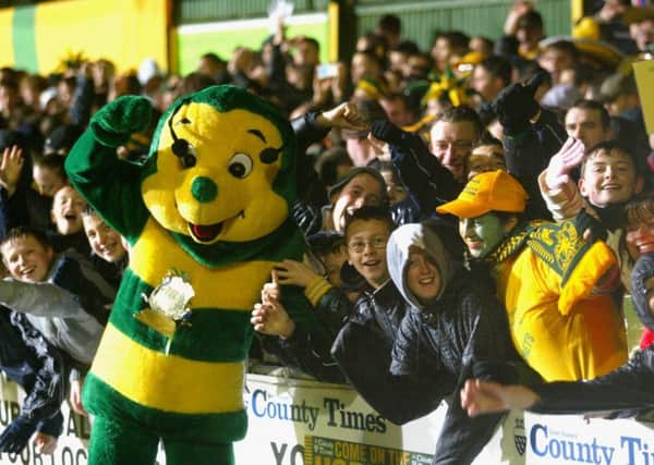 Queen Street was packed out for the Horsham v Swansea FA Cup tie in 2007