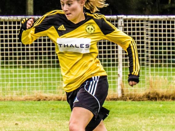 Crawley Wasps midfielder Suzanne Davies believes her side can upset the odds against Brighton