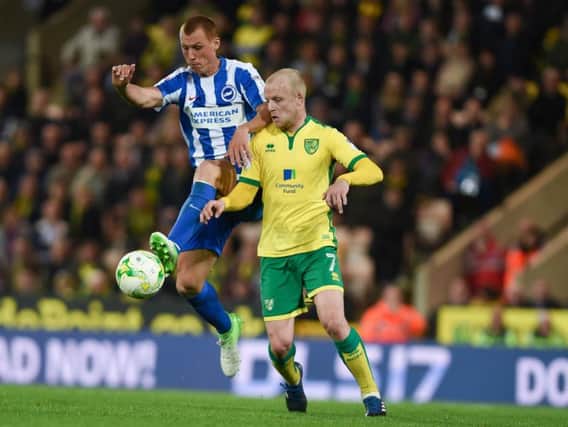 Steve Sidwell in action at Norwich. Picture by Phil Westlake (PW Sporting Photography)