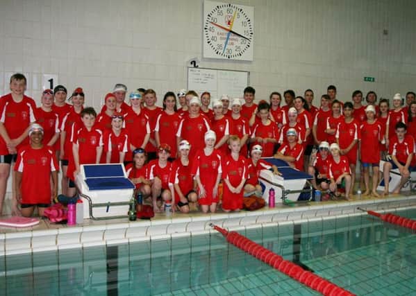 Eastbourne Swimming Club new kit SUS-170427-093311001