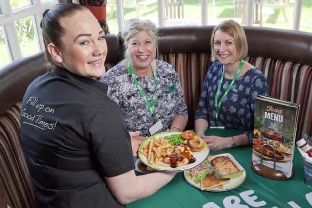 Free meals for Macmillan nurses in Bexhill SUS-170505-151723001