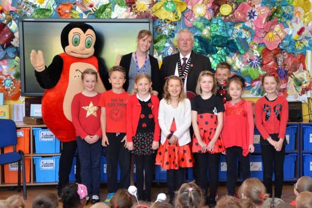 Netherfield pupils dressed up as ladybirds for the day. Picture by Sid Saunders. SUS-170517-105917001