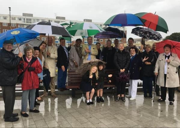 A bench dedicated to former county councillor Clive Williams was unveiled on Shoreham Beach SUS-170524-172524001