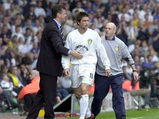 Harry Kewell goes off injured for Leeds United v Manchester United in 2002.
Picture by Mark Bickerdike.