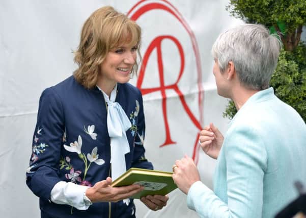 Fiona Bruce at the Antiques Roadshow at Nymans, Handcross SUS-171206-144603001