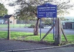 Storrington First School, West Sussex SUS-170616-095418001