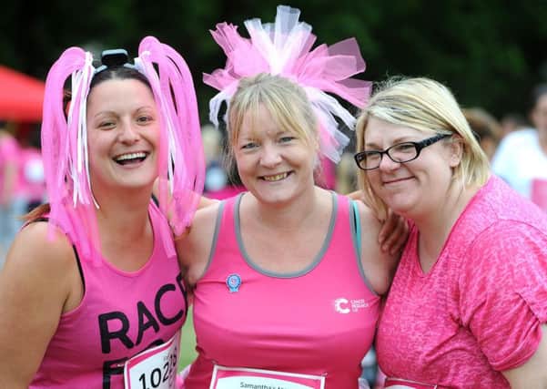 Race for life, Crawley. Pic Steve Robards SR1715044 SUS-170626-110209001