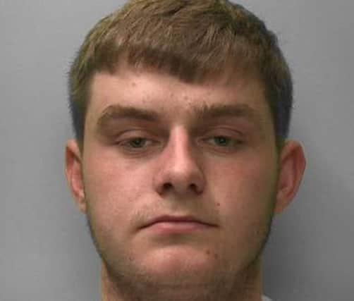 Wanted man Taylor Clarke SUS-170407-080551001