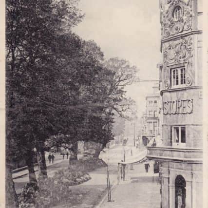 This Victoria Series postcard, which has a September 1903 postmark, is the only postcard of the Broadway with a vertical configuration. The photograph was taken from a first or second floor window above the premises of the great Worthing photographer Walter Gardiner, who from 1900 to 1925 was located at 23 Brighton Road (the building on the corner with Warwick Gardens). The caption reads: Came here by boat today. Having good time. The boat in question was probably the paddle steamer Worthing Belle, which regularly called at Worthing pier in those days.