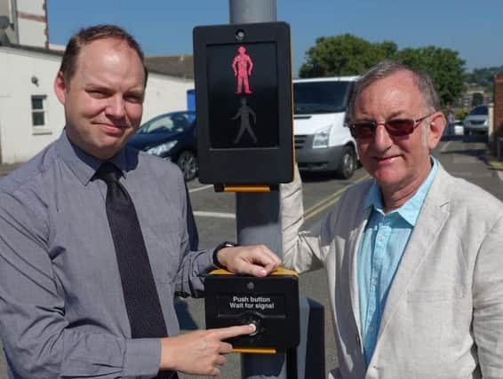 Cllr Wincott and Cllr Street campaigned for a crossing outside Sandown School SUS-171107-100750001