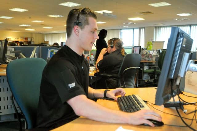 A contact officer handles a 101 call