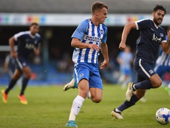 Solly March on the run. Picture by Phil Westlake (PW Sporting Photography)