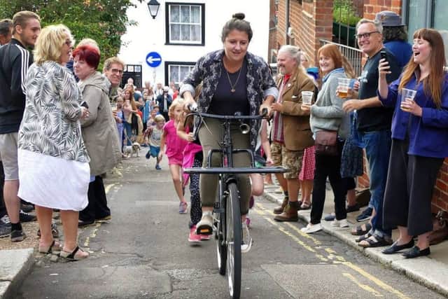 Hastings Old Town Carnival Week 2017: Bike Race. Photo by Sid Saunders. SUS-170208-105600001
