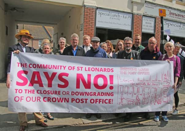 Save St Leonards Post Office protest SUS-171105-114536001