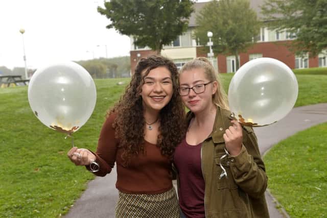 Sussex Downs College A level results 17/8/17 -Grace Rolls-King and Lucy Capon (Photo by Jon Rigby) SUS-170817-112920008