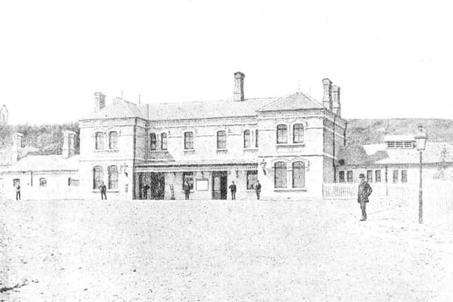 West Marina Station in the 1890s, the frontage remained almost unchanged until the station was demolished after closure in 1967. SUS-170919-084939001