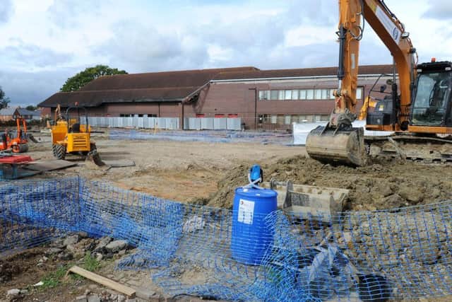 building at the site of the new Broadbridge Heath Lesiure centre 21-09-17. 
Pic Steve Robards SR1723653 SUS-170921-163711001